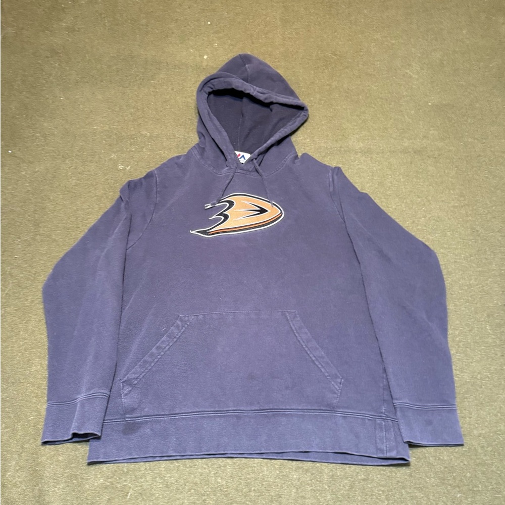 Majestic Anaheim Ducks Black Logo Embroidered Hoodie Men's Size Medium